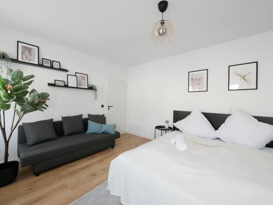 69 M², Zentral, Balkon, Stilvoll Appartement Osnabrück Buitenkant foto