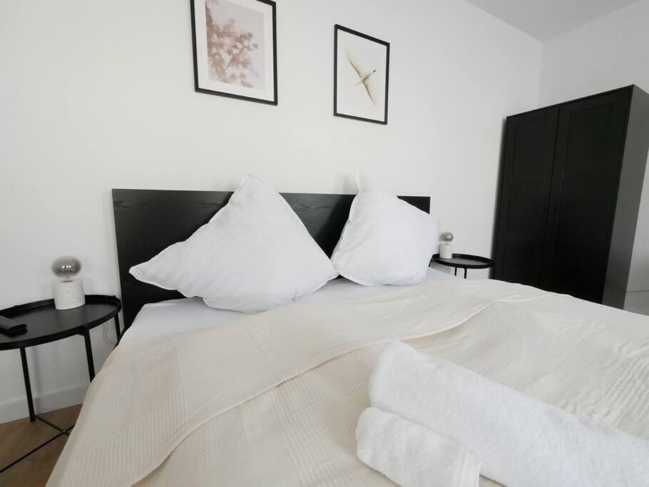 69 M², Zentral, Balkon, Stilvoll Appartement Osnabrück Buitenkant foto
